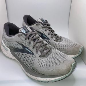 Brooks Women’s Adrenaline 21 Running Shoes